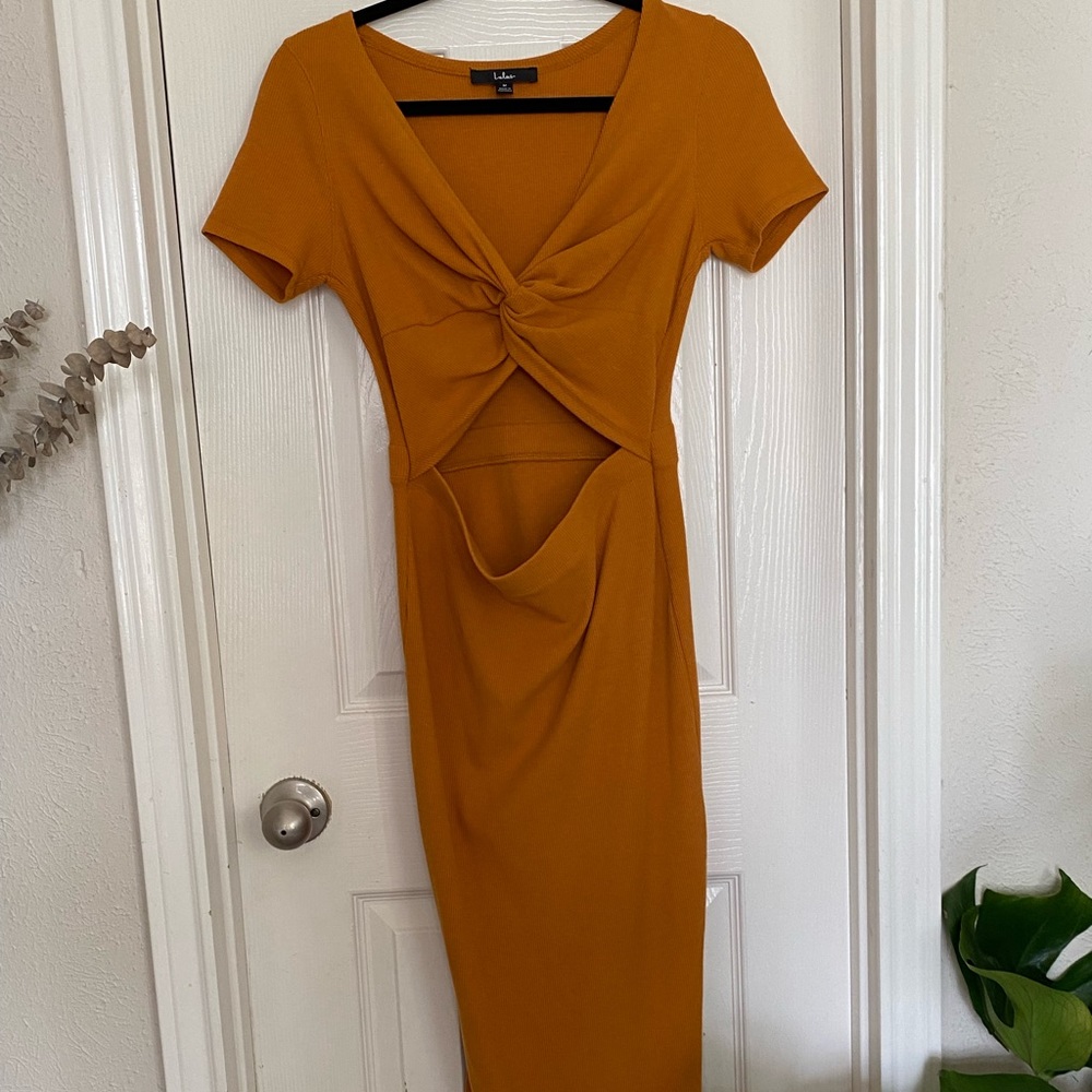 Lulu’s Yellow Maxi Dress